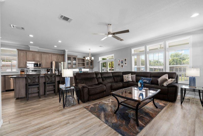 SHELDON WEST MH COMMUNITY - Residential