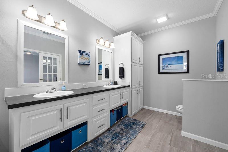 SHELDON WEST MH COMMUNITY - Residential