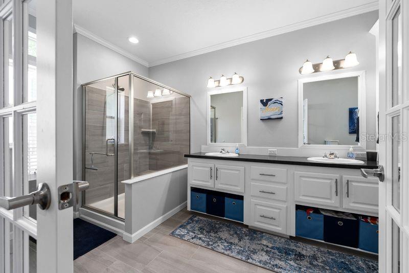 SHELDON WEST MH COMMUNITY - Residential