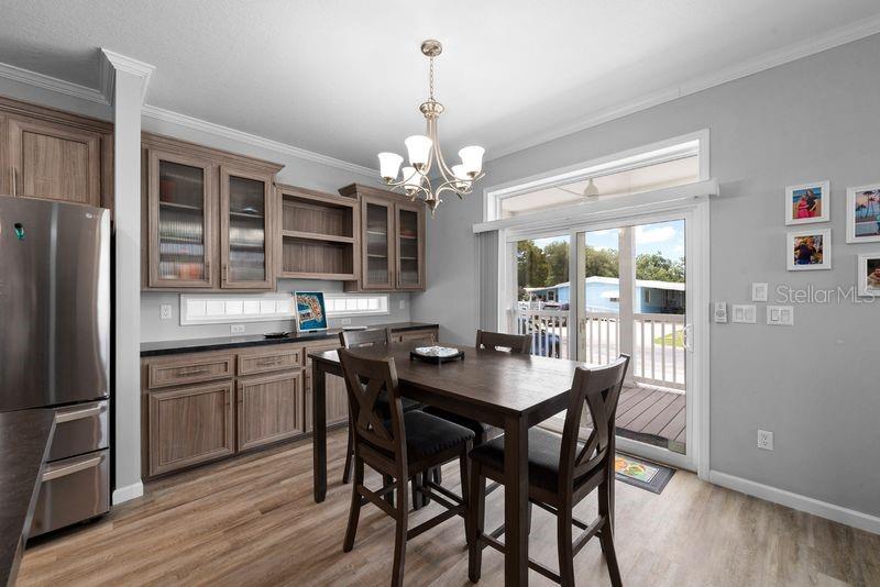 SHELDON WEST MH COMMUNITY - Residential