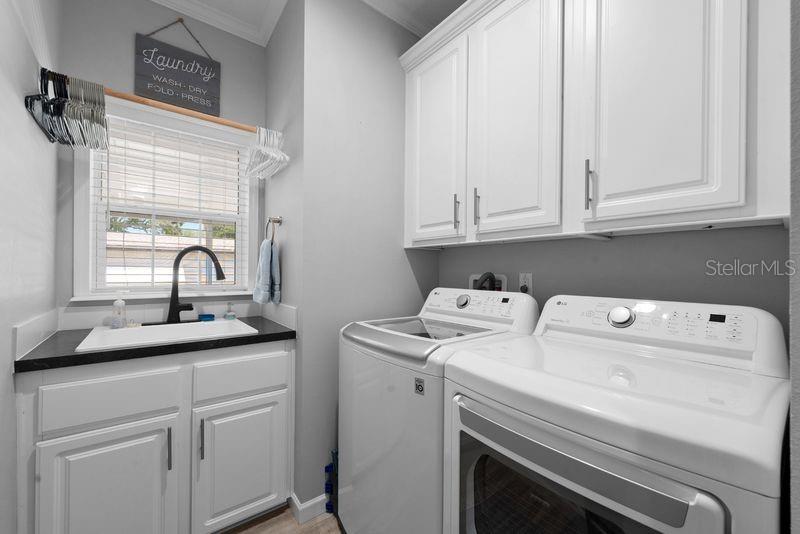 SHELDON WEST MH COMMUNITY - Residential