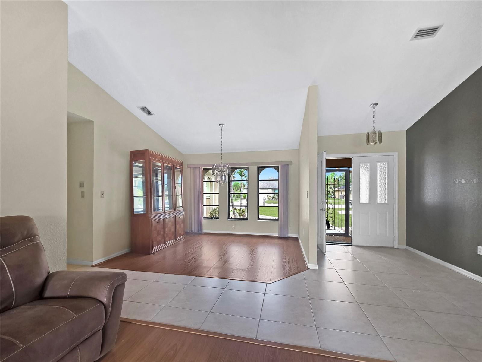 PUNTA GORDA ISLES SEC 20 - Residential