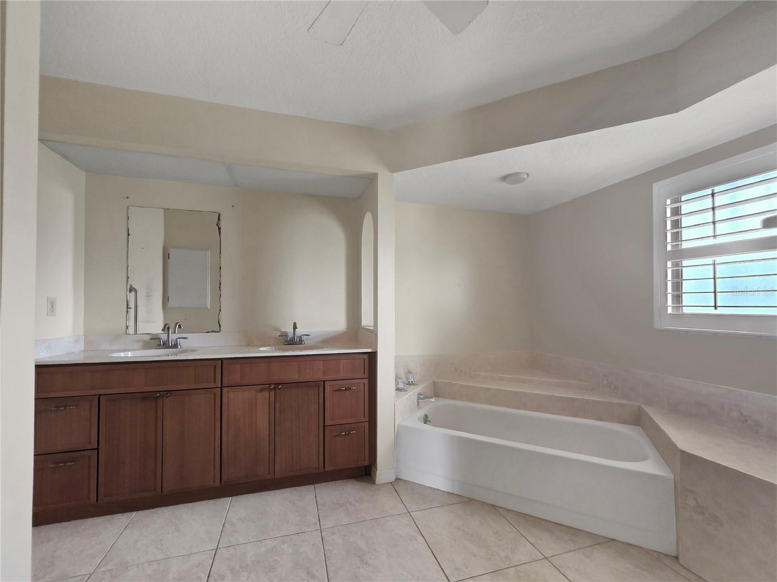 PUNTA GORDA ISLES SEC 20 - Residential