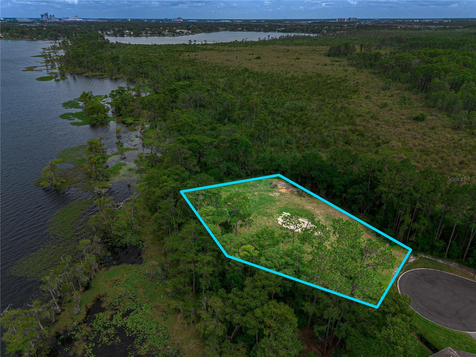LAKE SHEEN RESERVE - Land