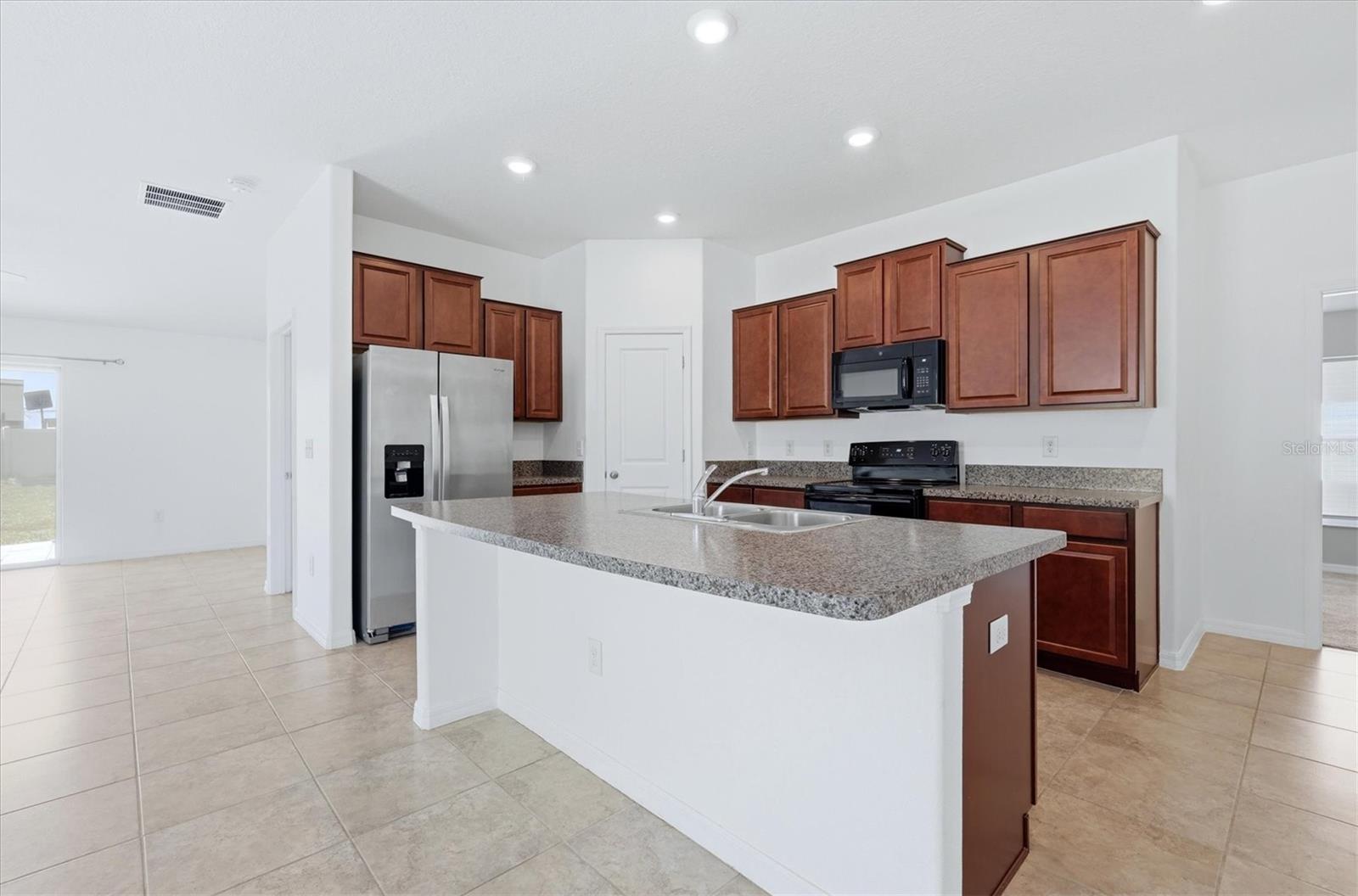CYPRESS CREEK - Residential