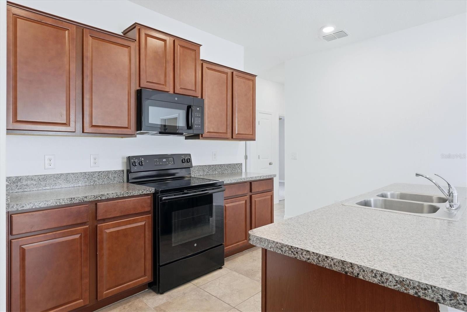 CYPRESS CREEK - Residential