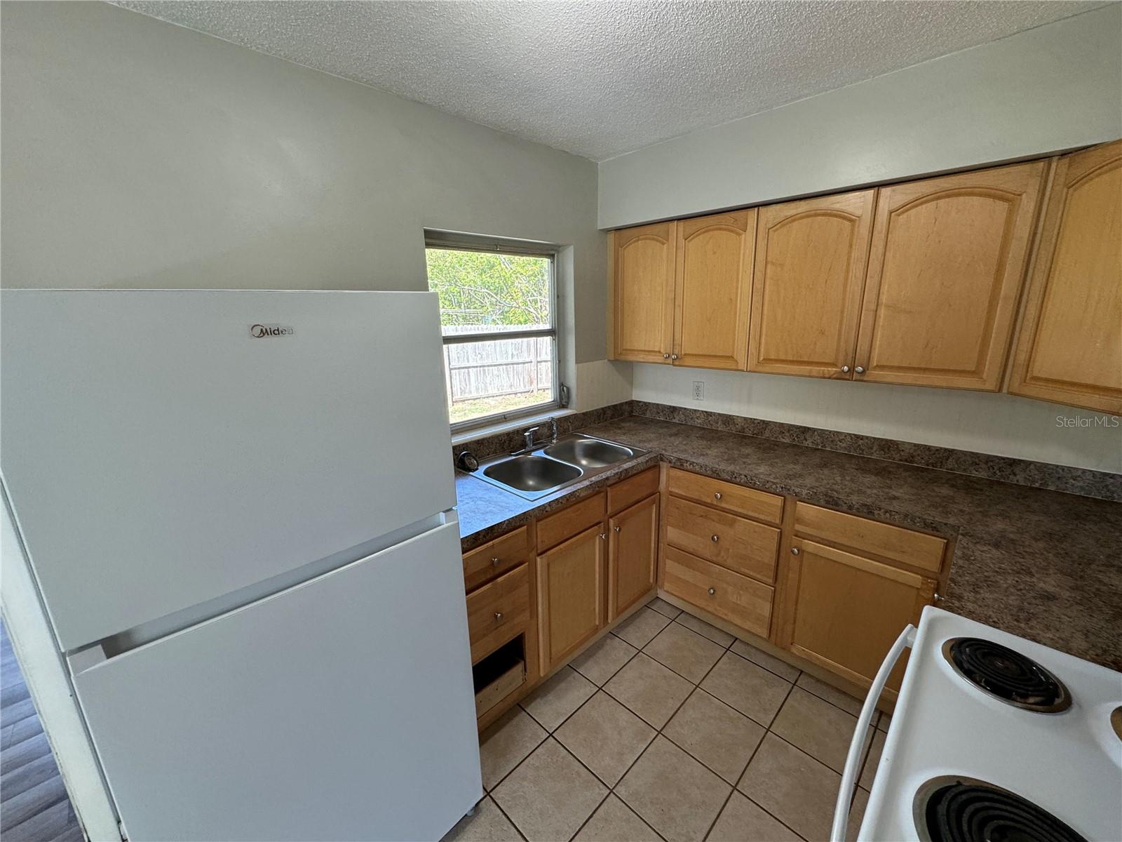 NOONEY SUB - Residential Lease