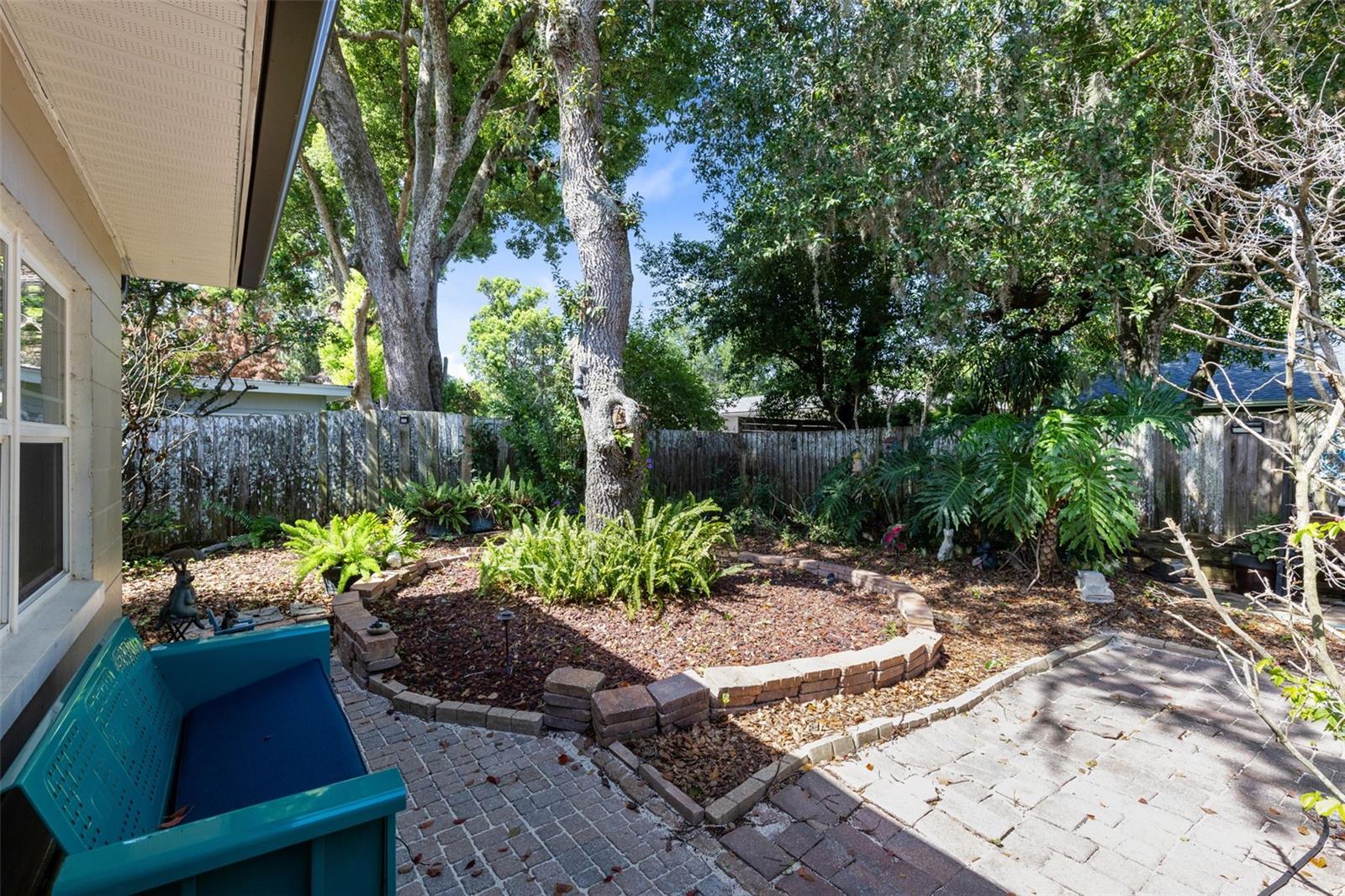 DOMMERICH ESTATES 1ST ADD MAITLAND - Residential