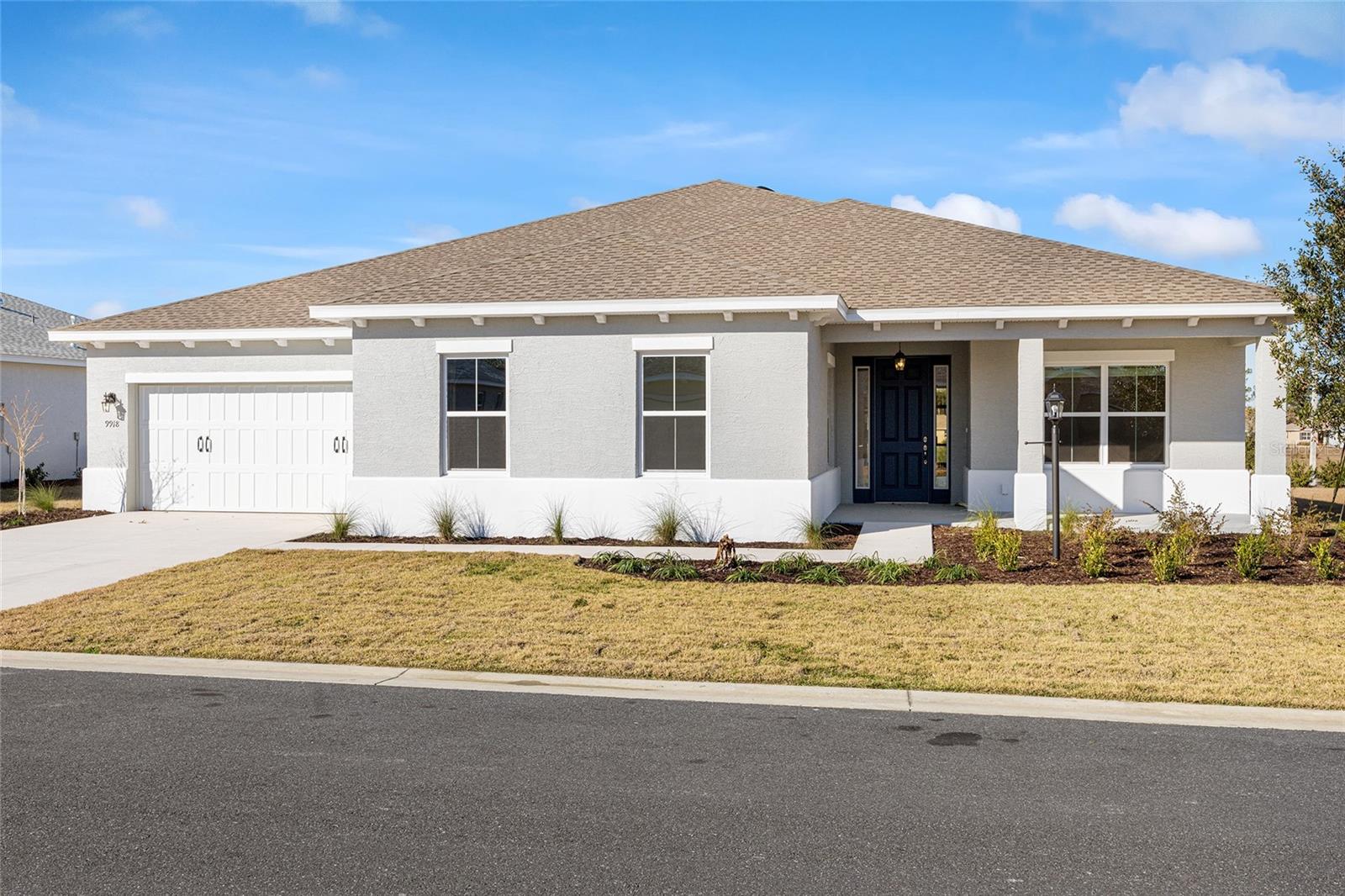 ON TOP OF THE WORLD - Residential Lease