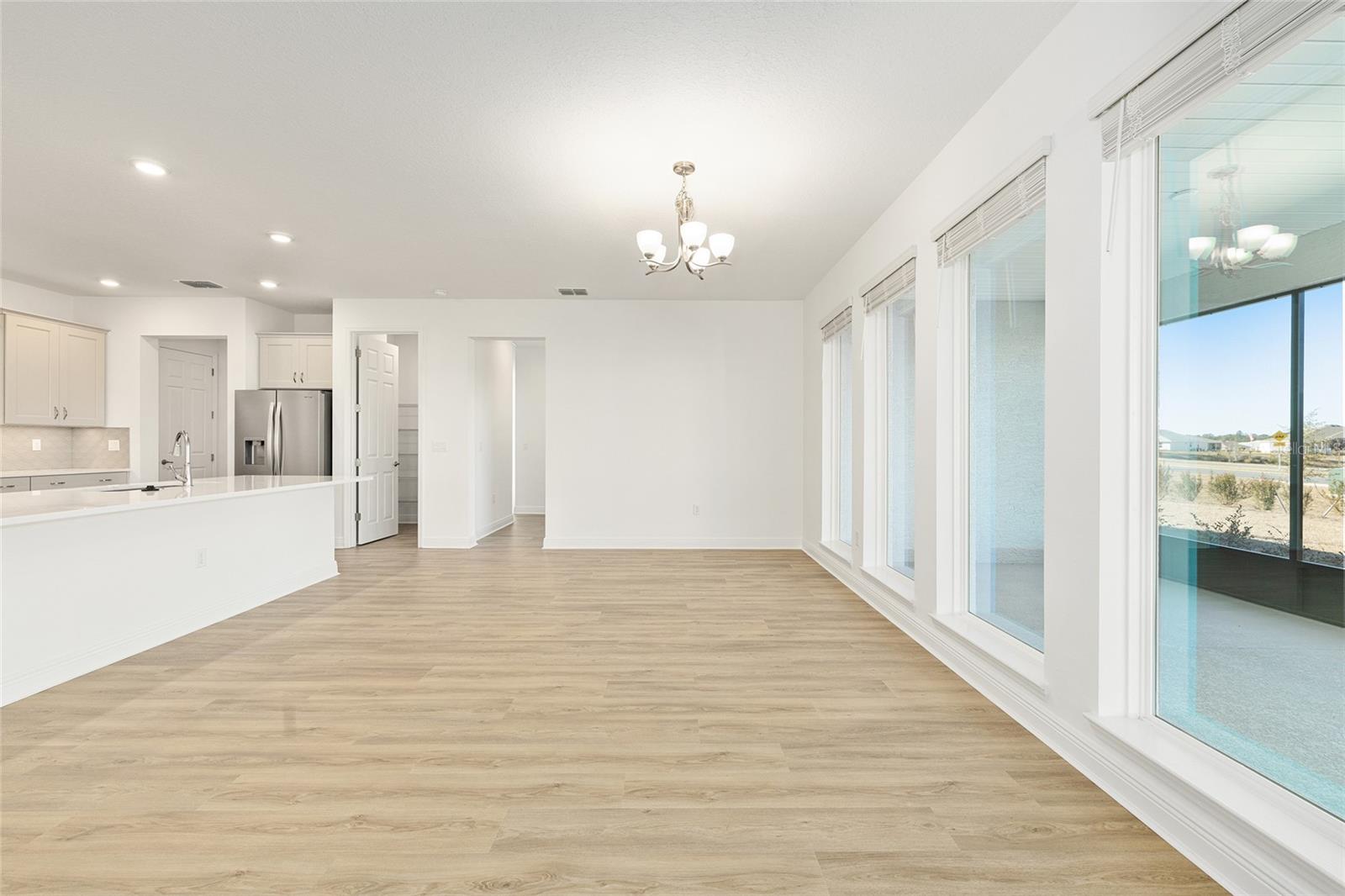 ON TOP OF THE WORLD - Residential Lease