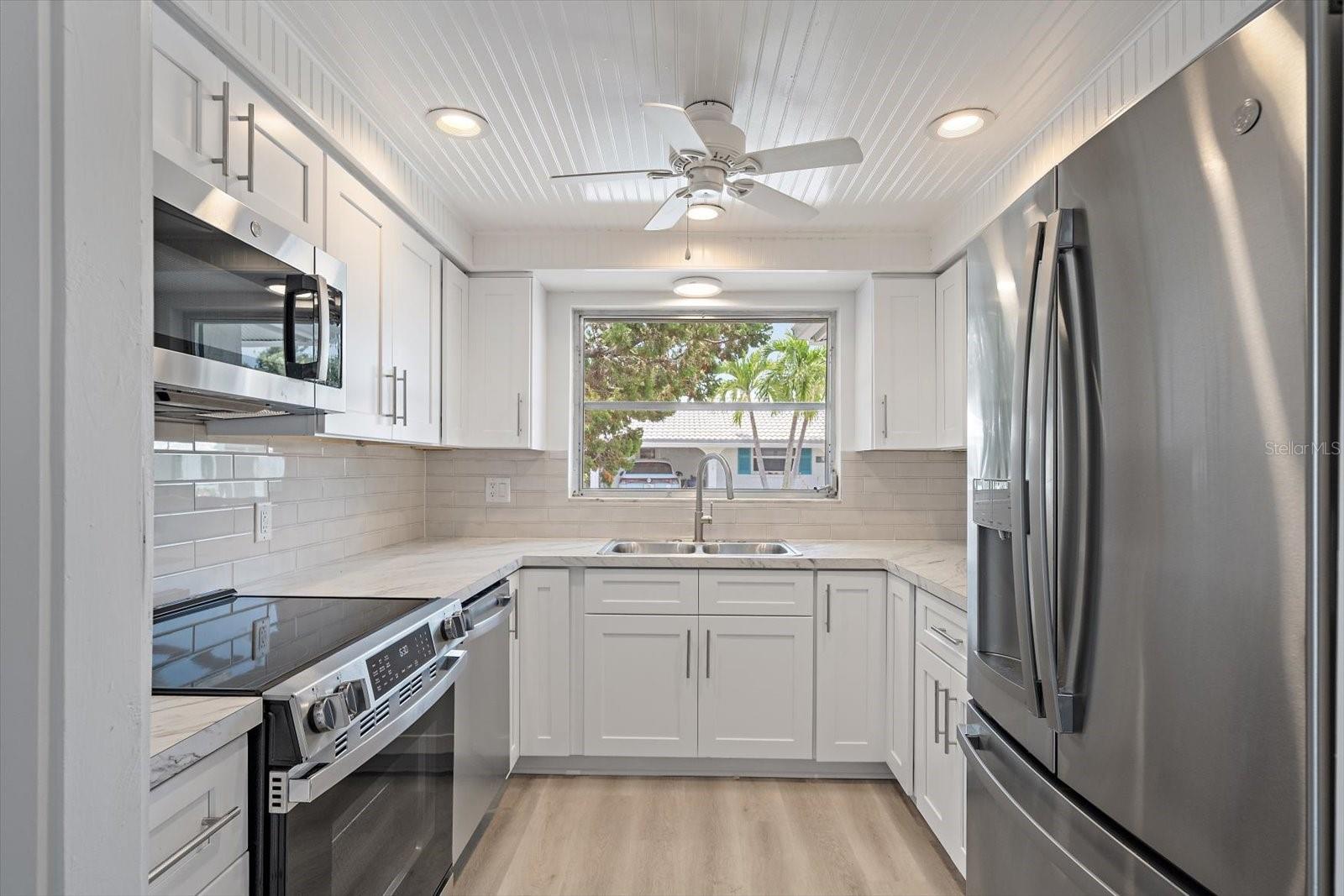 SPANISH MAIN YACHT CLUB CONDO - Residential