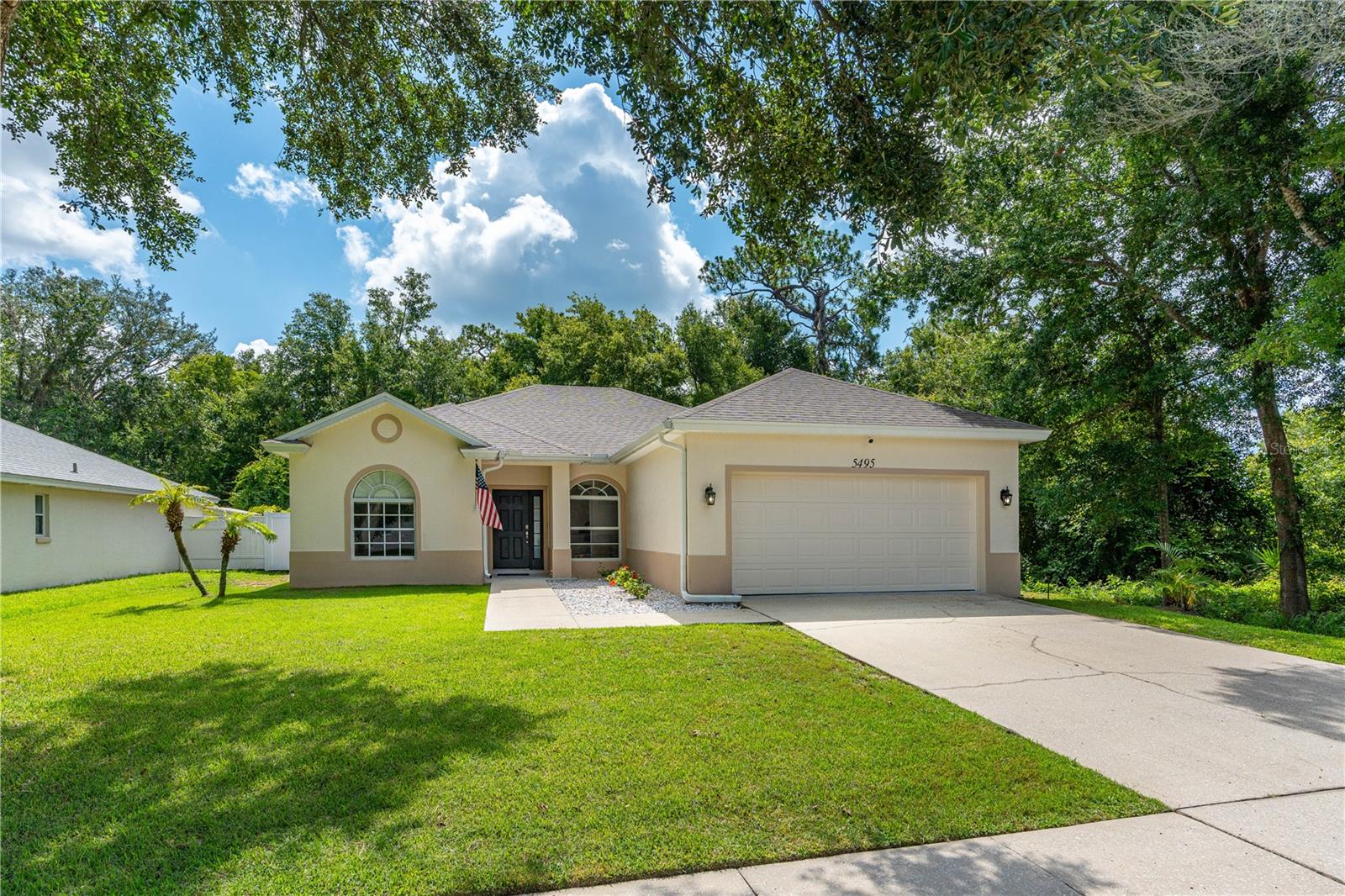 FOREST LAKE PRESERVE - Residential