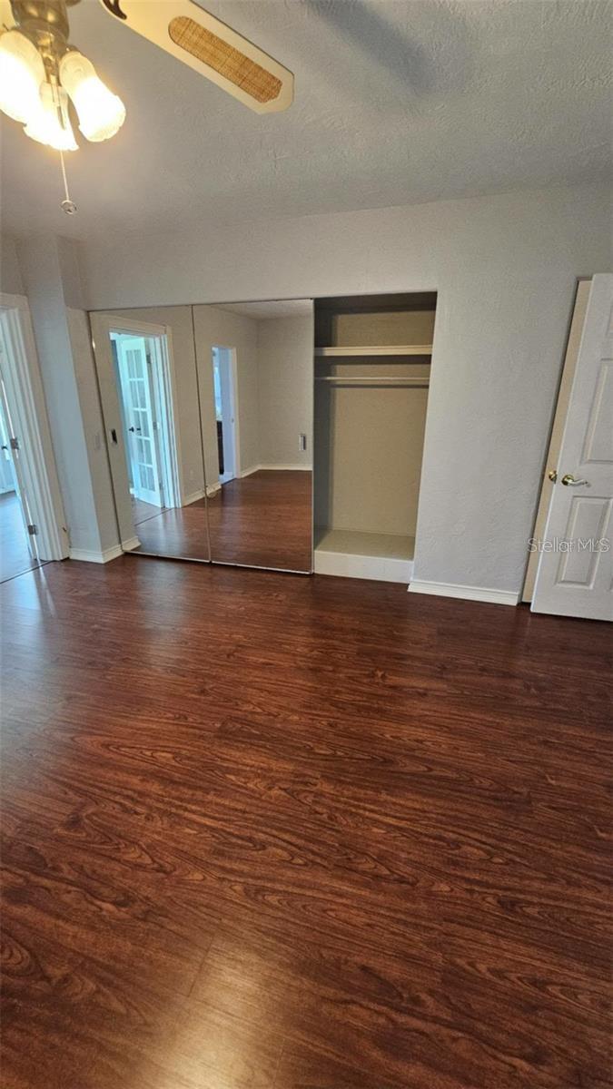 ON TOP OF THE WORLD - Residential Lease