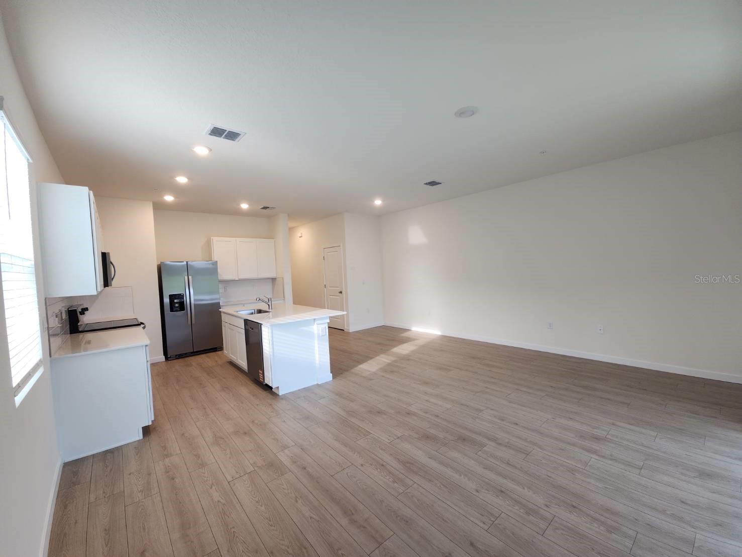NONA WEST TWNHMS - Residential Lease