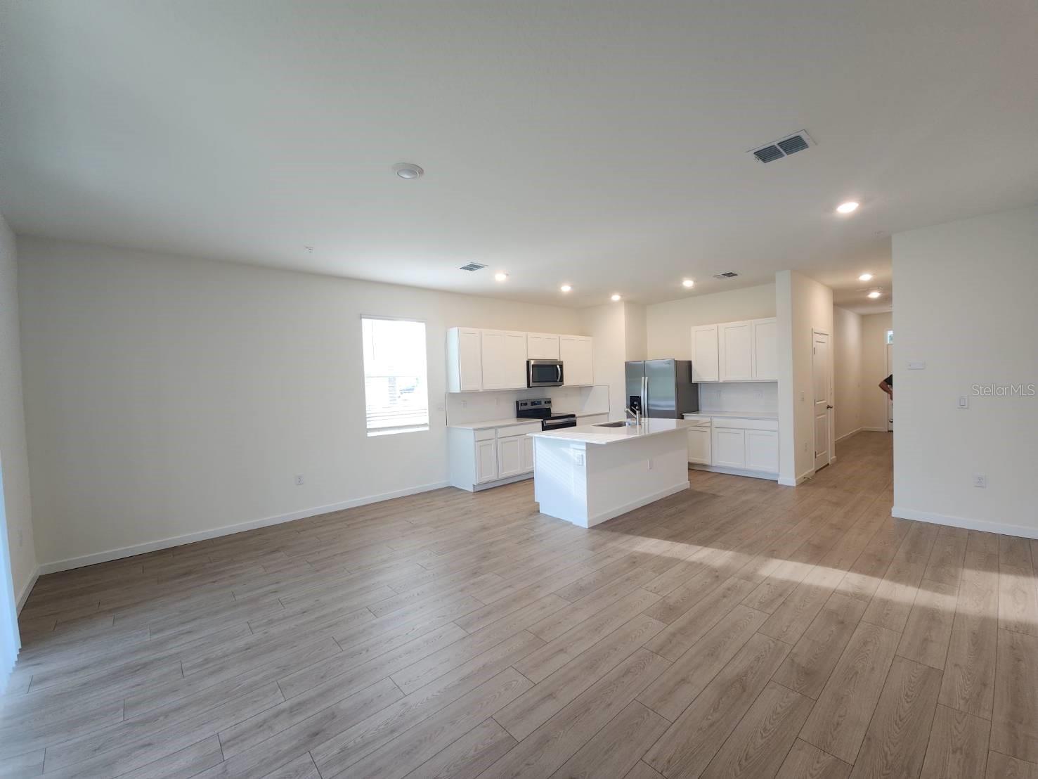NONA WEST TWNHMS - Residential Lease