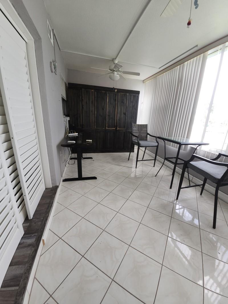 SHORE VIEW BLDG - Residential