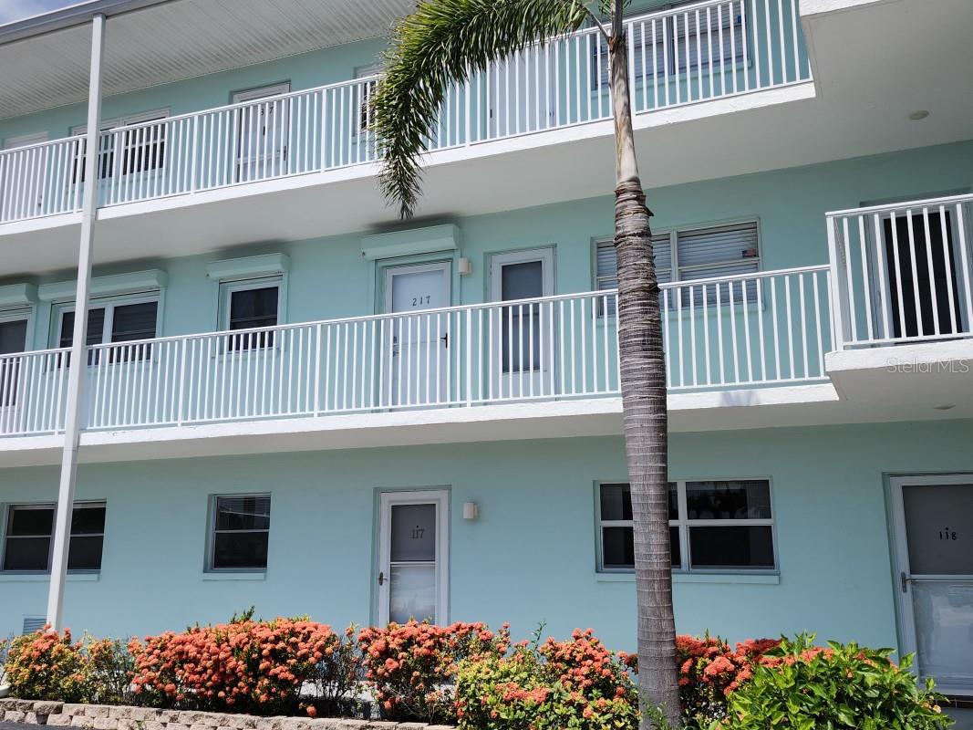 SHORE VIEW BLDG - Residential