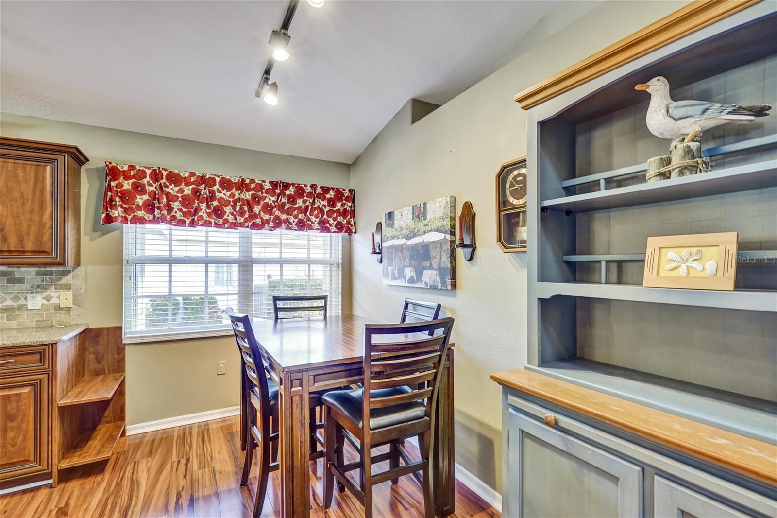 PINEHURST ESTATES PH B - Residential