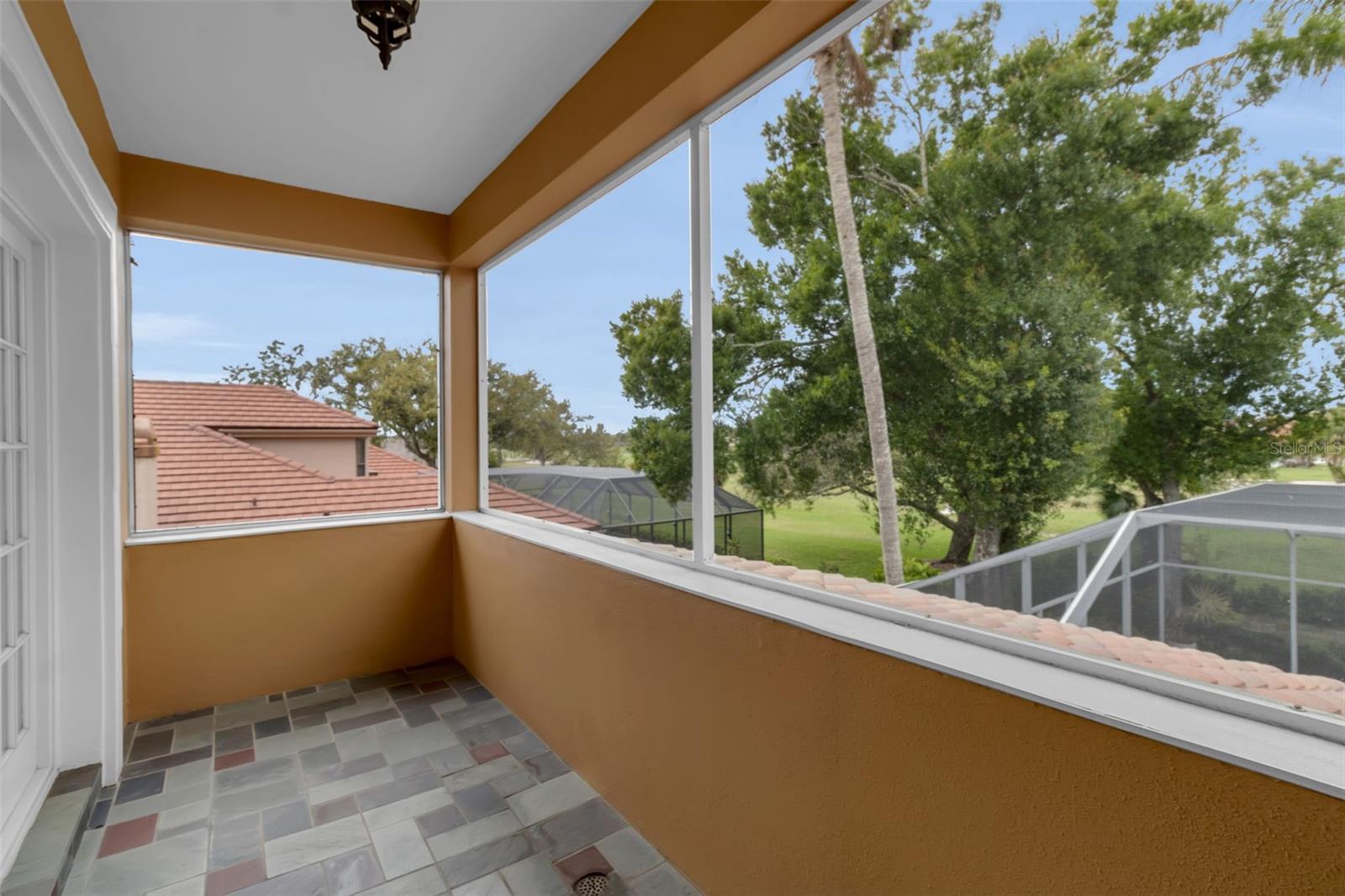 PRESTANCIA - Residential