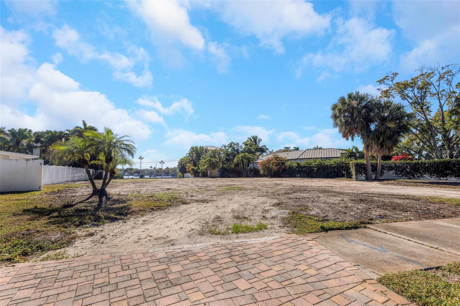 SNELL ISLE BRIGHTWATERS SEC 1 REP - Land