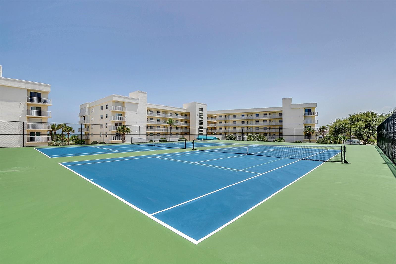 Ocean Oaks Condo Ph 01 - Residential