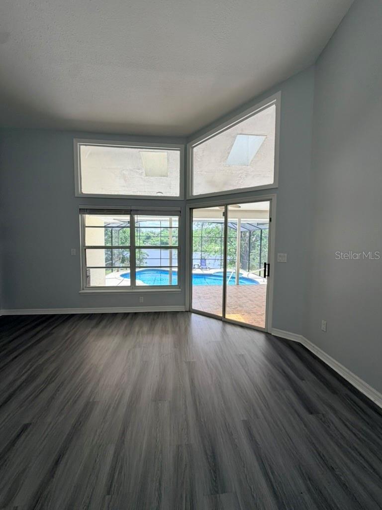 ALMOND TREE ESTATES - Residential Lease