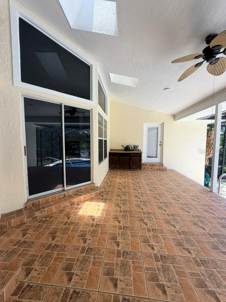 ALMOND TREE ESTATES - Residential Lease