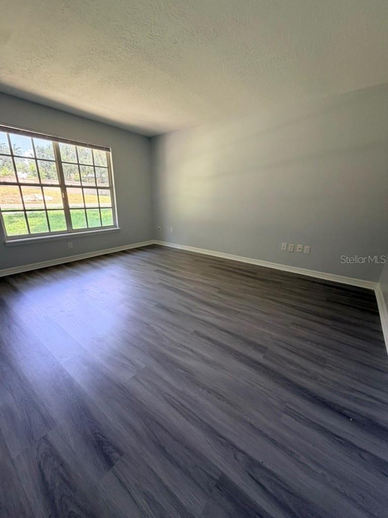 ALMOND TREE ESTATES - Residential Lease