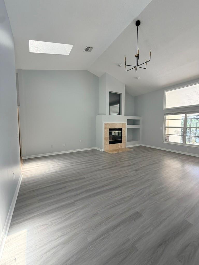 ALMOND TREE ESTATES - Residential Lease