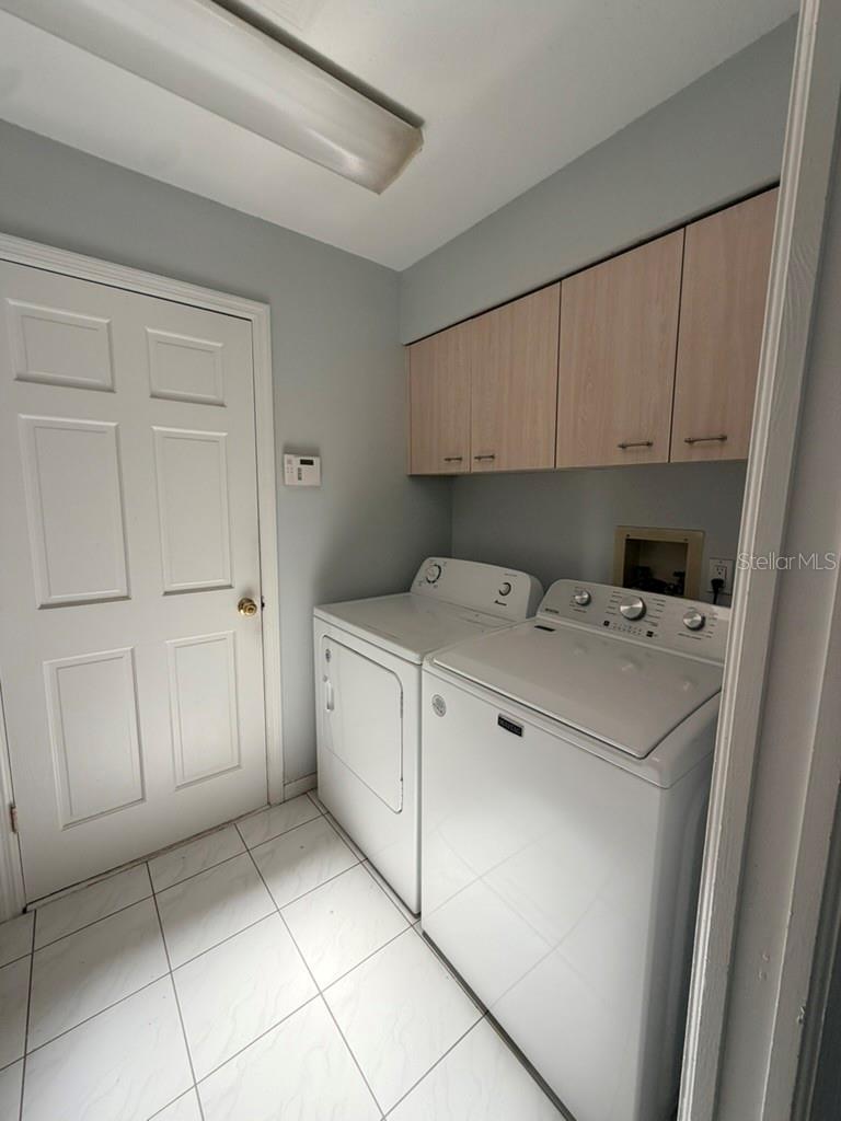 ALMOND TREE ESTATES - Residential Lease