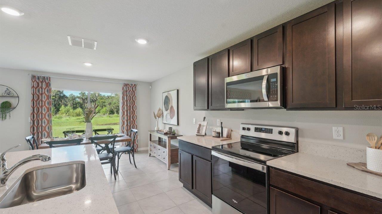 SUMMIT VIEW - Residential