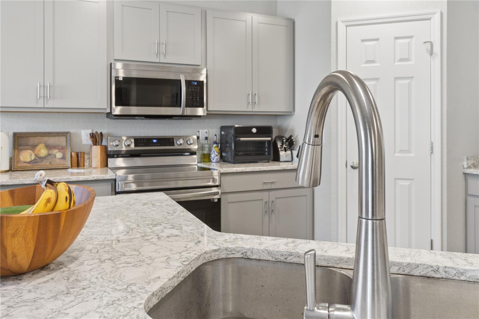 RIDGEWOOD SOUTH - Residential Lease