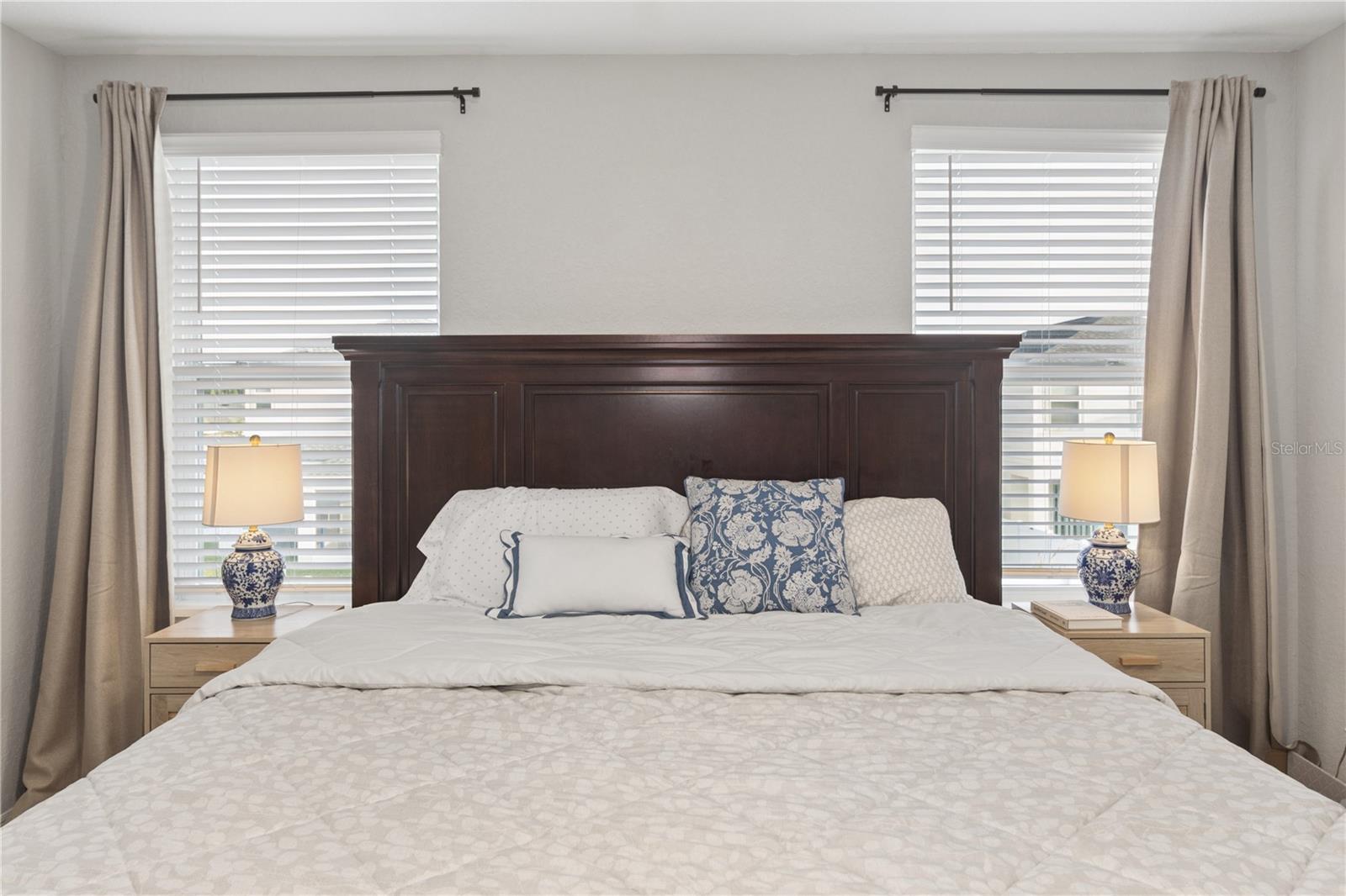 RIDGEWOOD SOUTH - Residential Lease