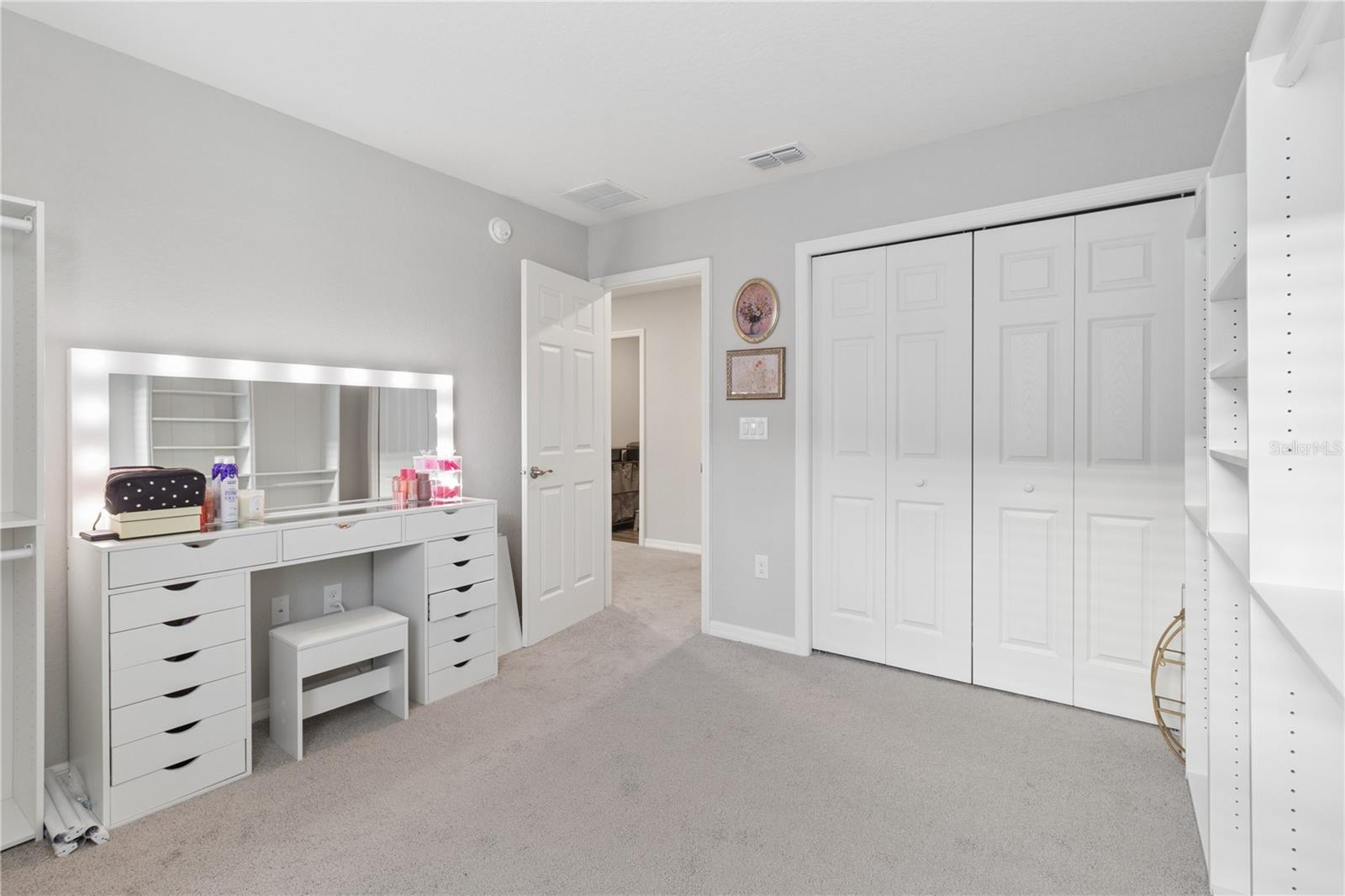 RIDGEWOOD SOUTH - Residential Lease