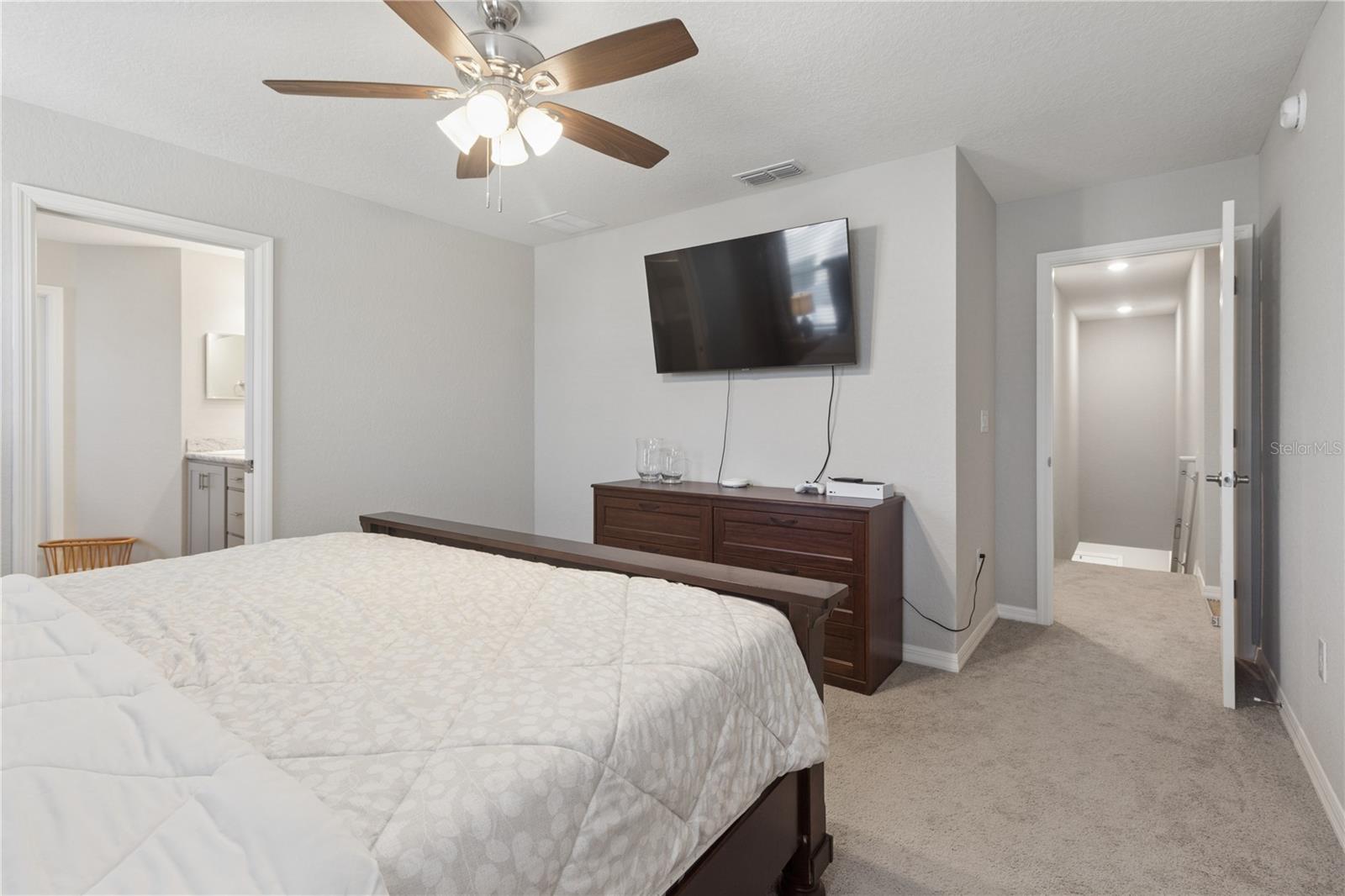 RIDGEWOOD SOUTH - Residential Lease