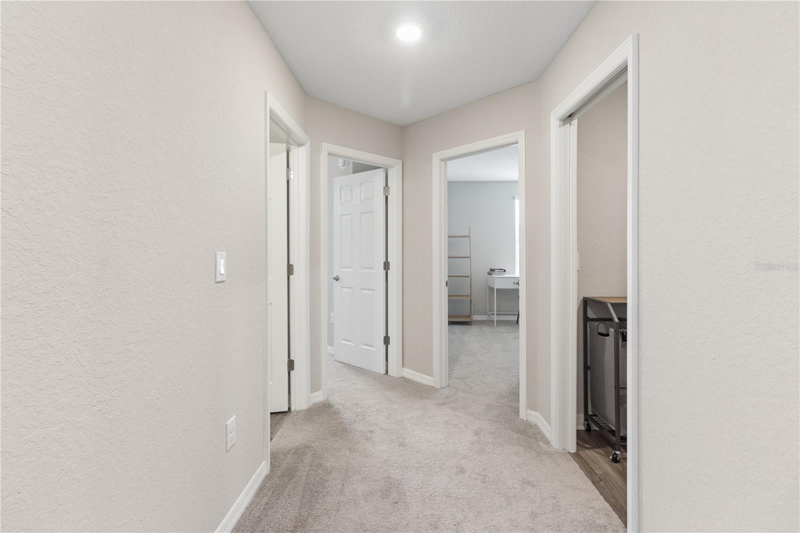 RIDGEWOOD SOUTH - Residential Lease