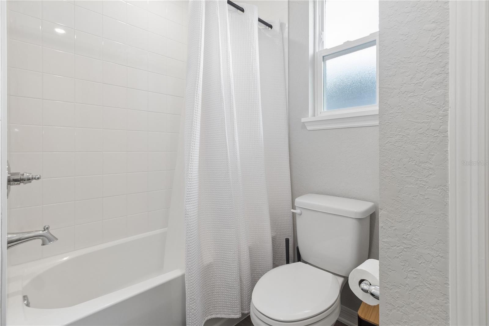 RIDGEWOOD SOUTH - Residential Lease