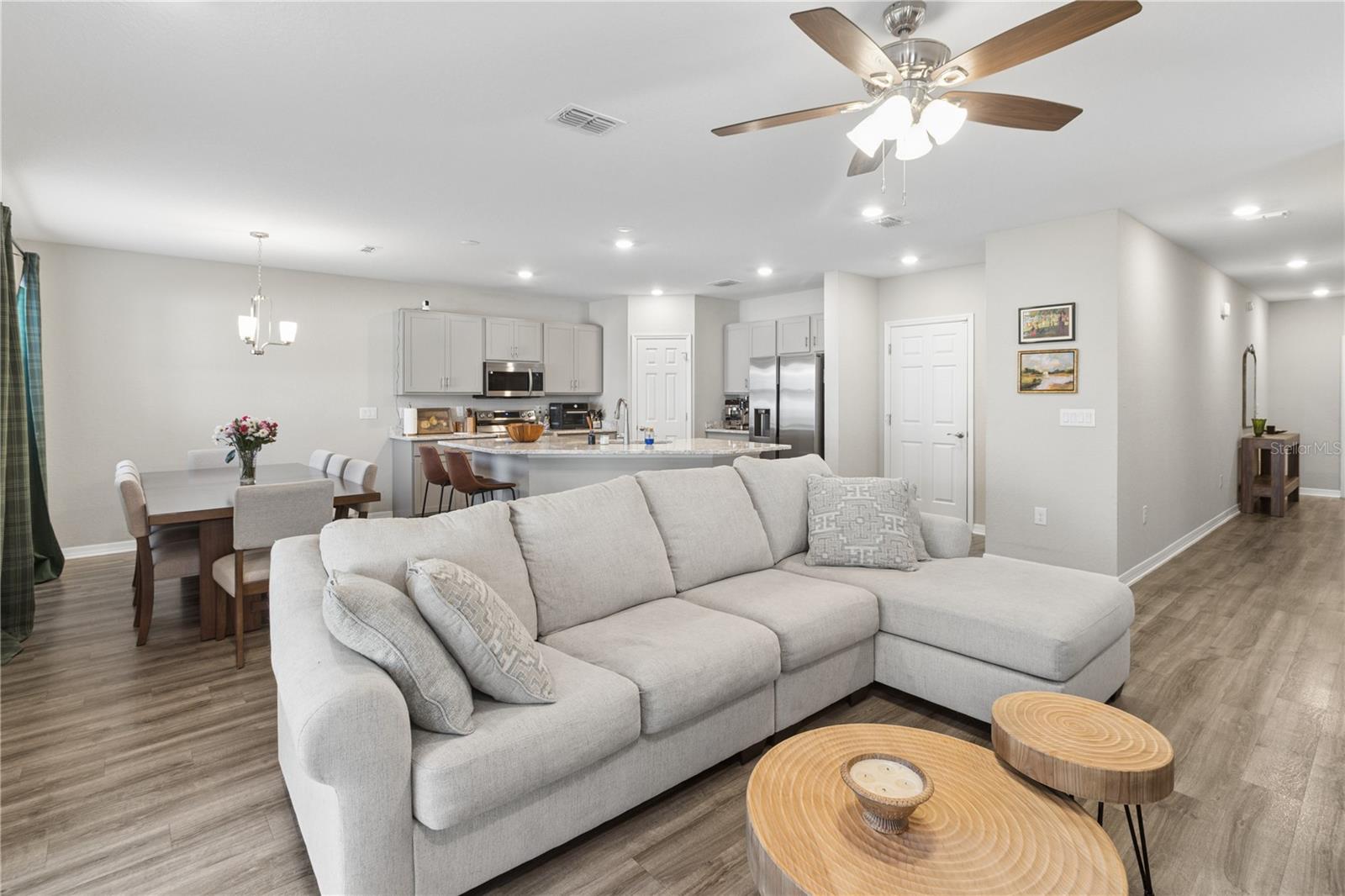 RIDGEWOOD SOUTH - Residential Lease