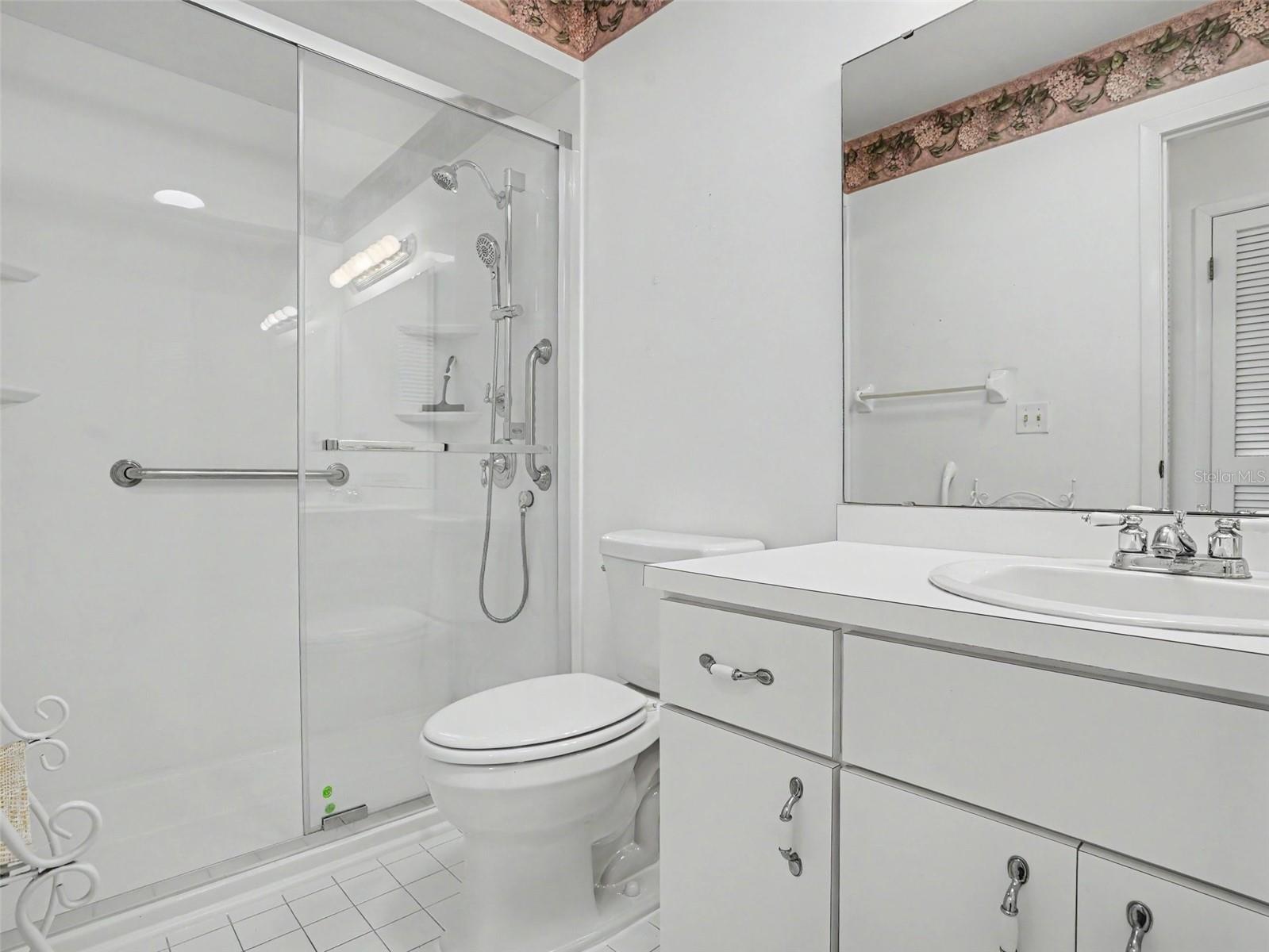 OAKVIEW - Residential