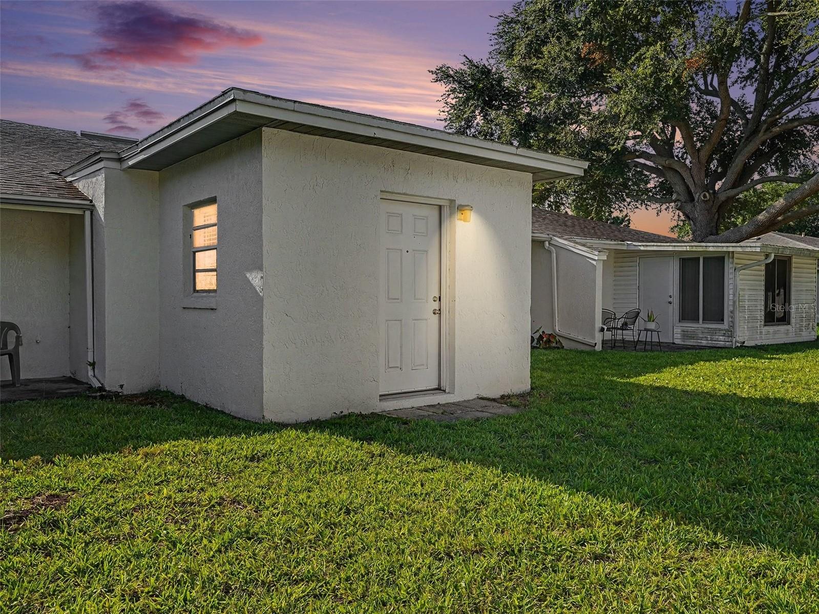 OAKVIEW - Residential