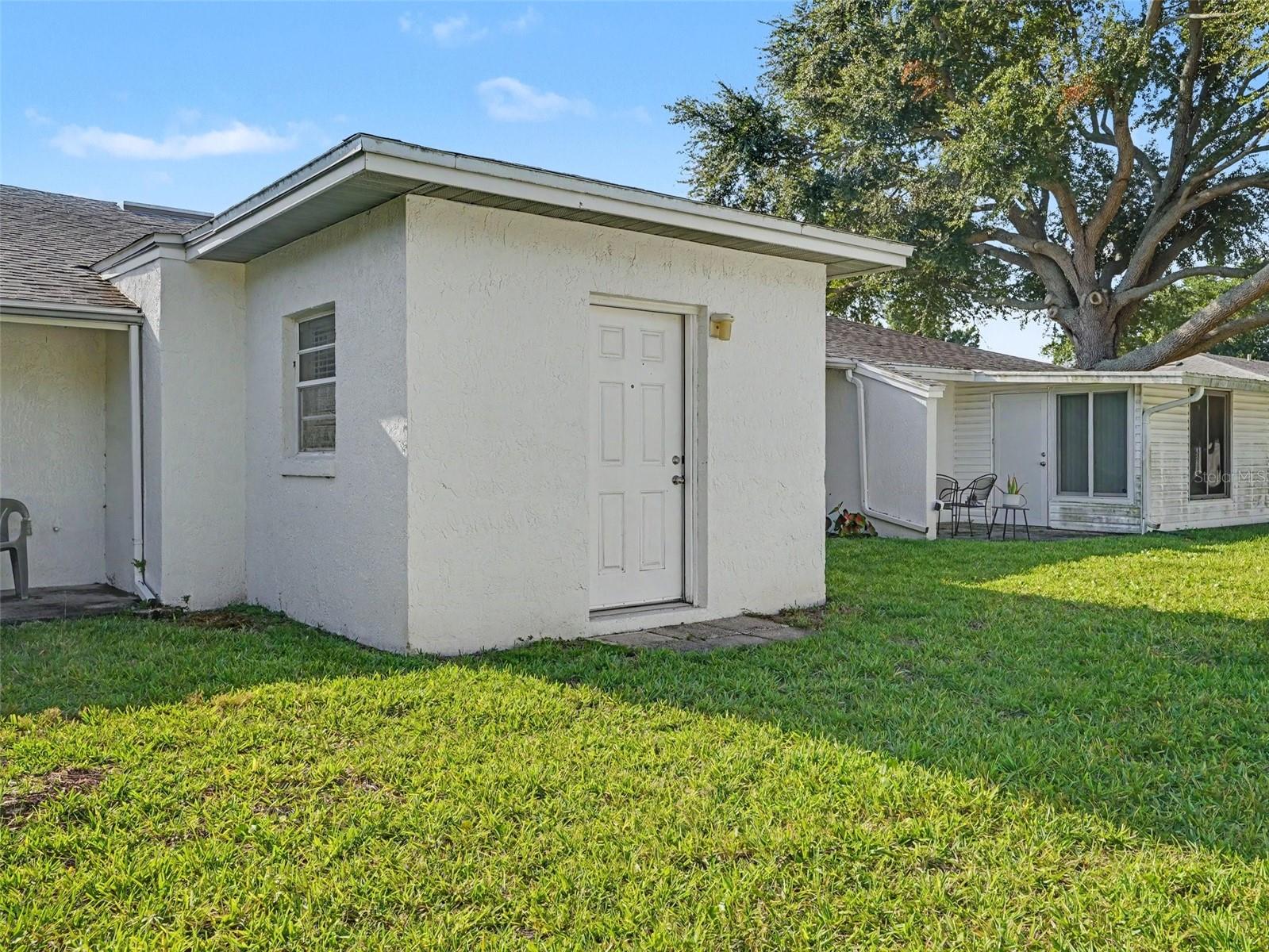 OAKVIEW - Residential