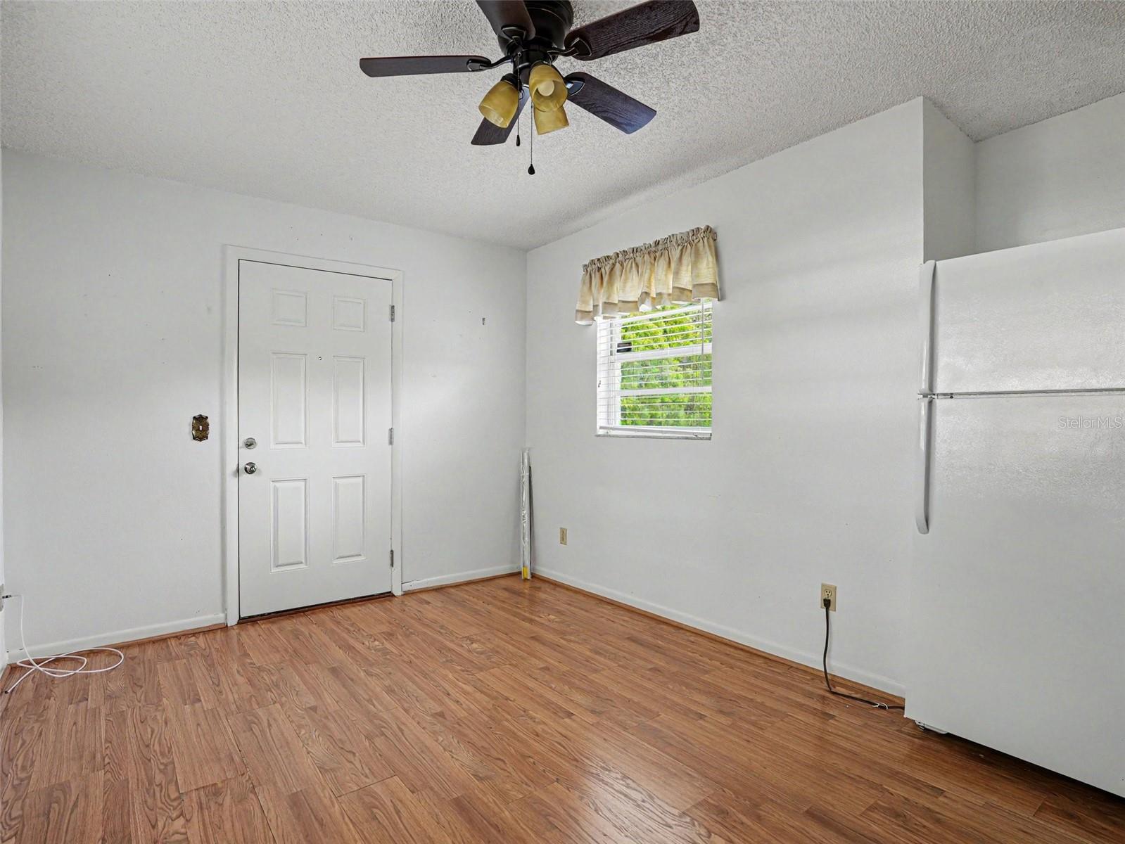 OAKVIEW - Residential