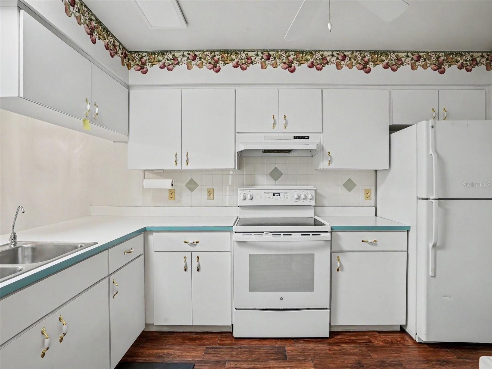 OAKVIEW - Residential