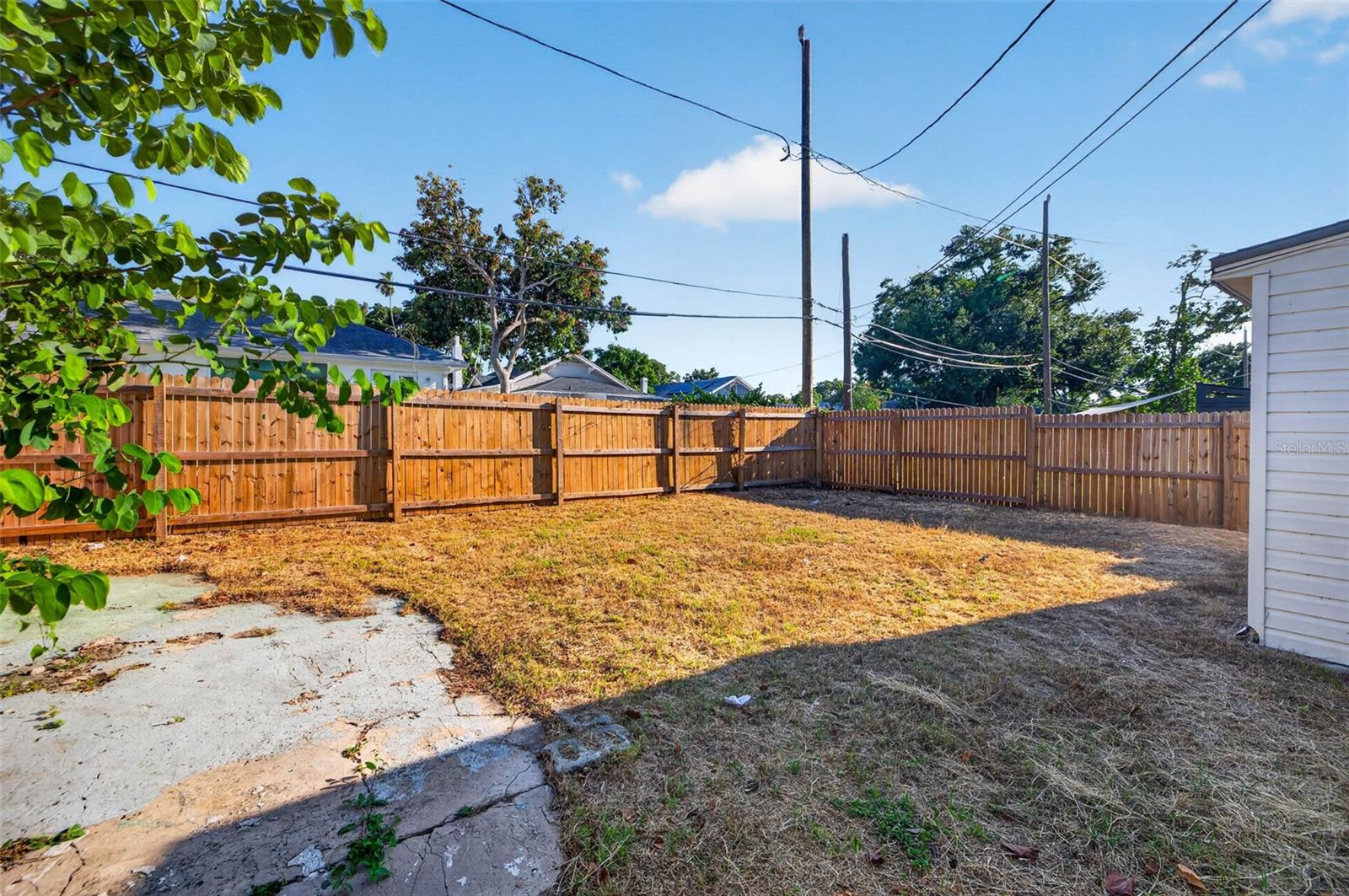 OAK VILLA SUB - Residential