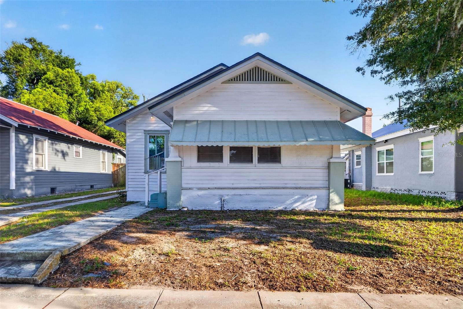 OAK VILLA SUB - Residential