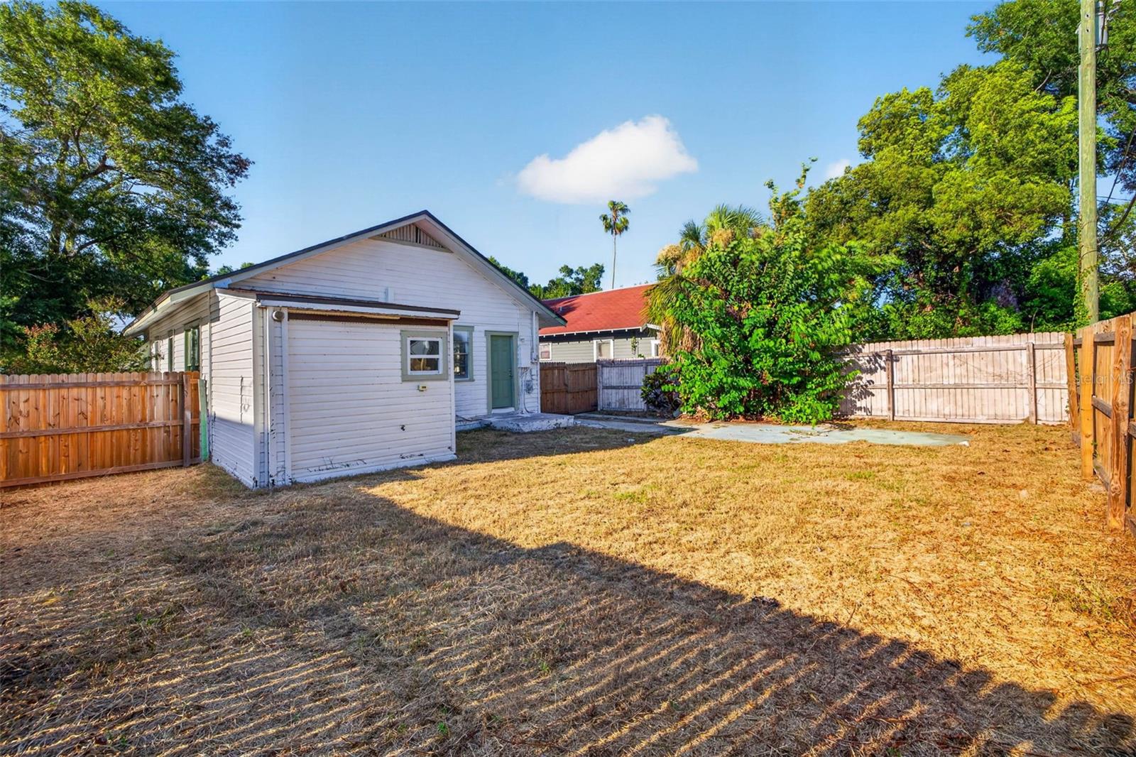 OAK VILLA SUB - Residential