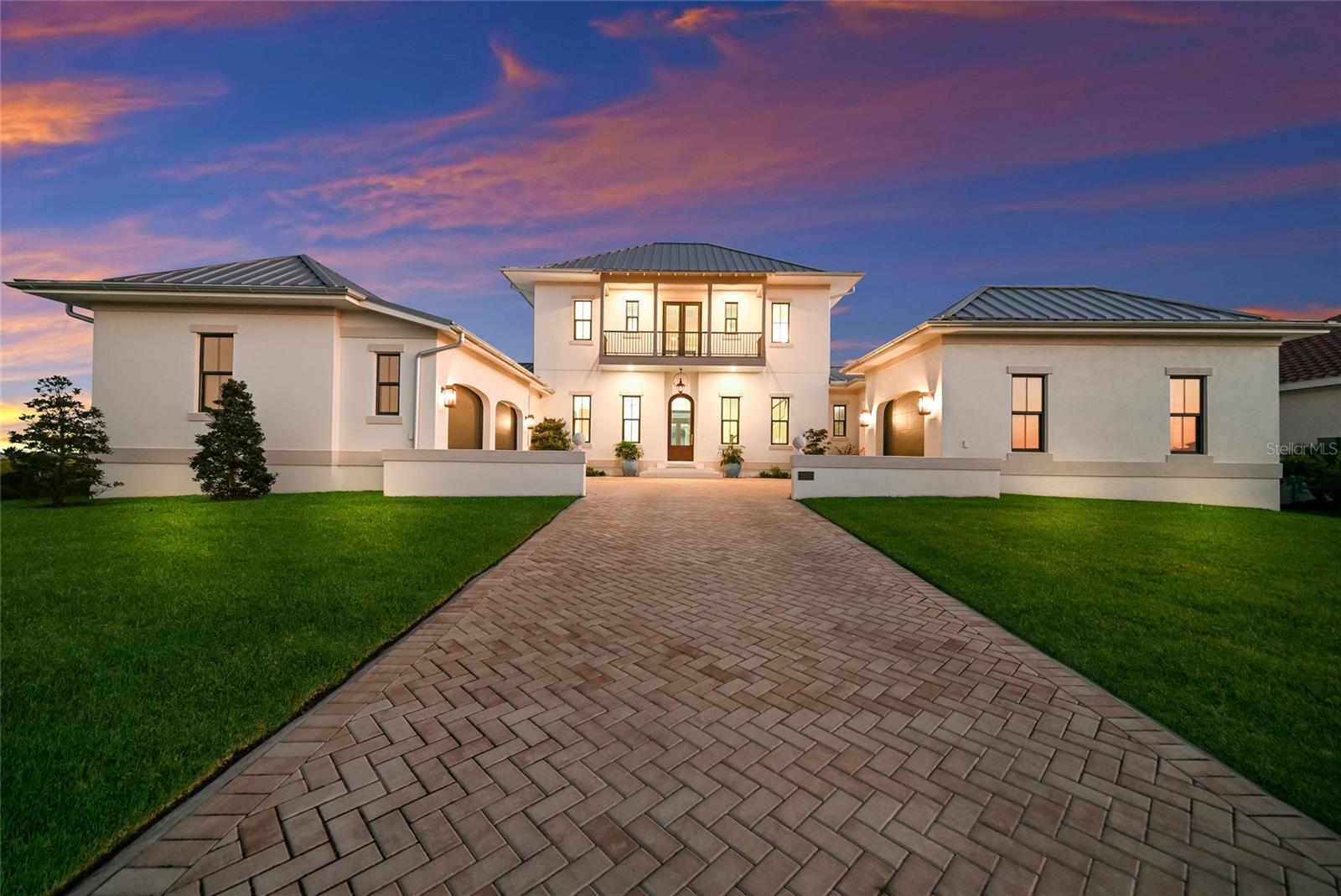 SANCTUARY COVE - Residential