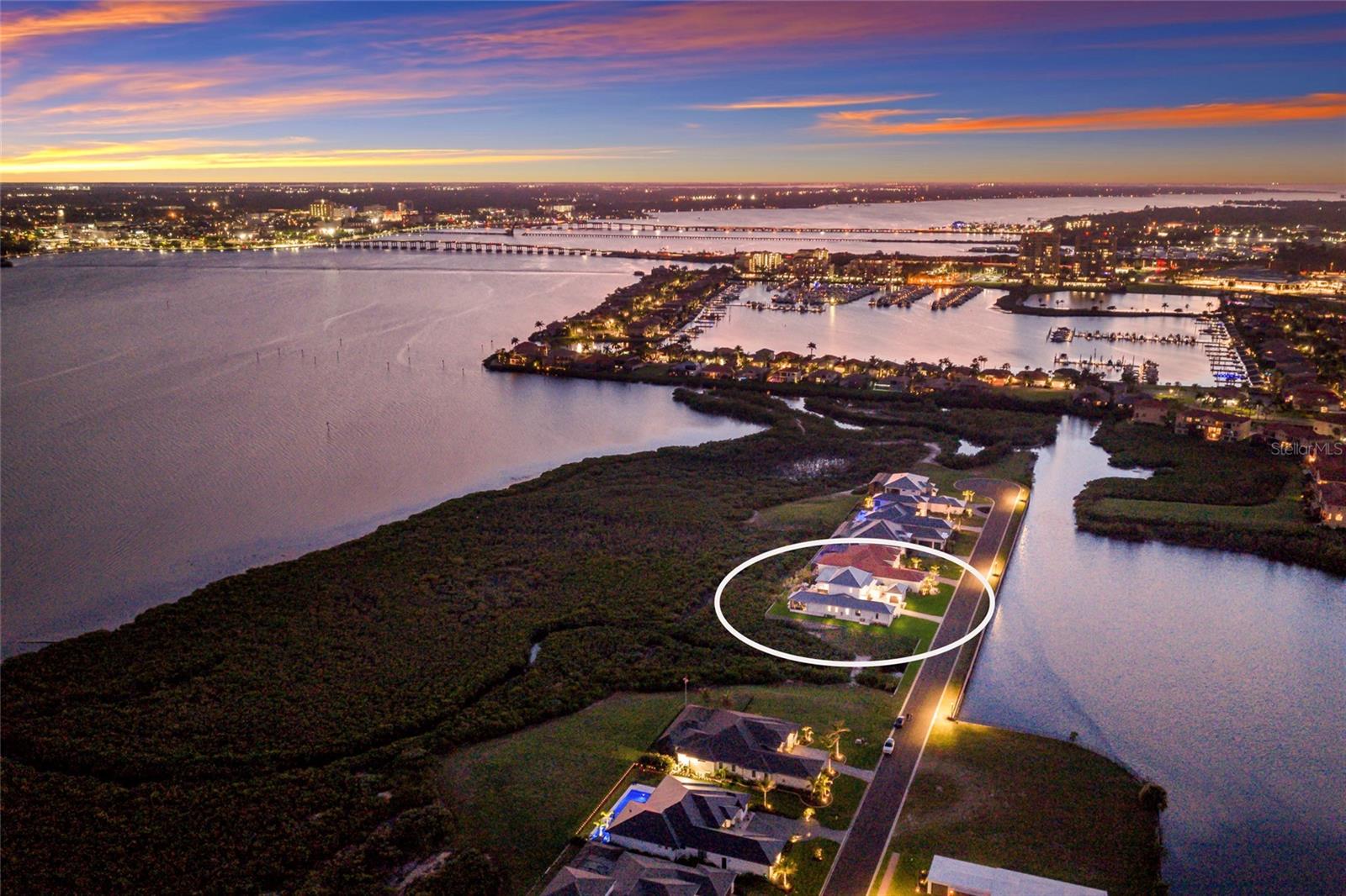 SANCTUARY COVE - Residential
