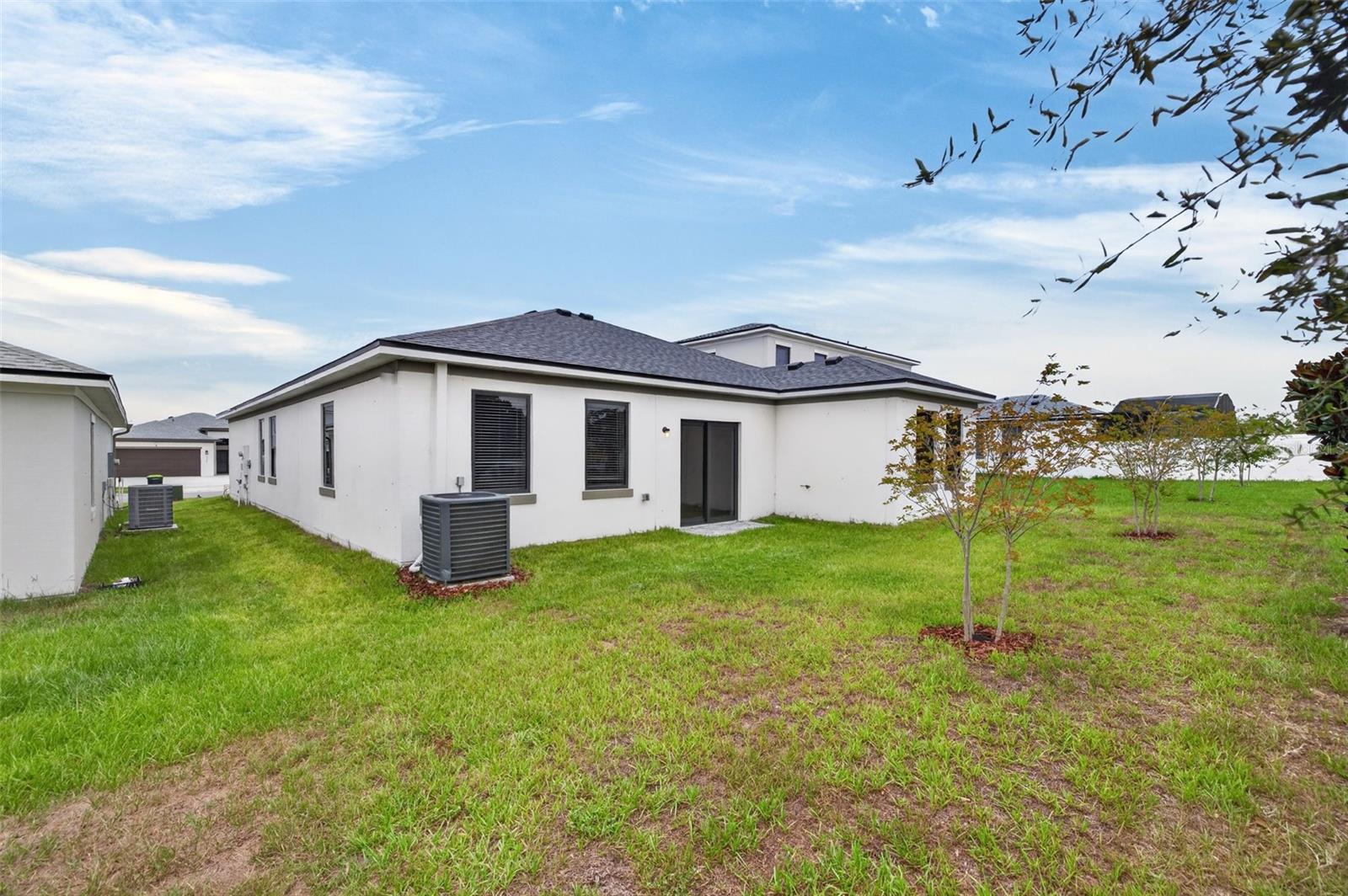 VILLA PASS - Residential Lease