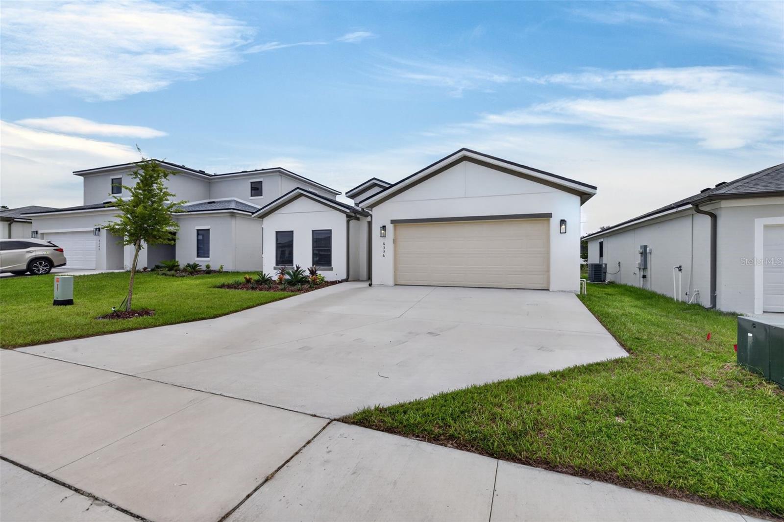 VILLA PASS - Residential Lease